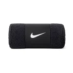حوله ورزشی دو تکه Nike نوک مدادی