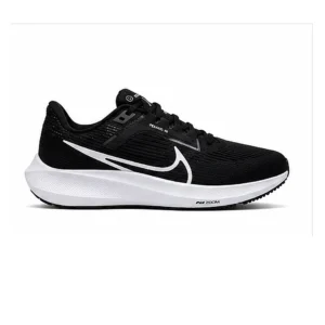 نمای جانبی کفش رانینگ Nike Air Zoom Pegasus 39 Black White